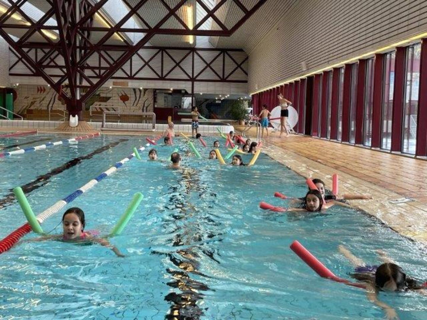 Schwimmkurs 3. Klassen – Bild 1